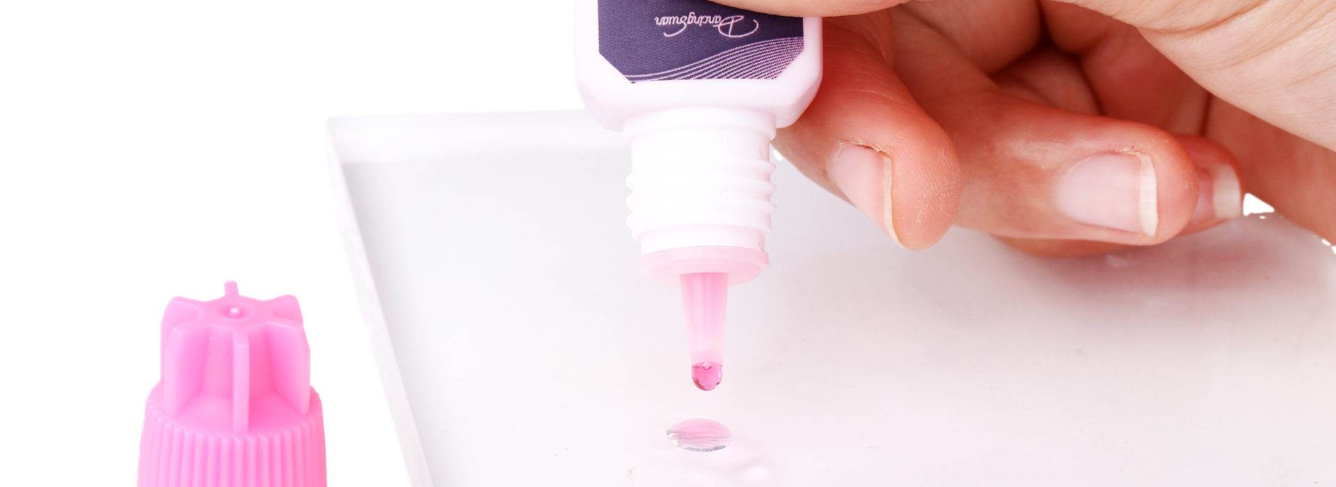 Key Feature Of Lash Glue