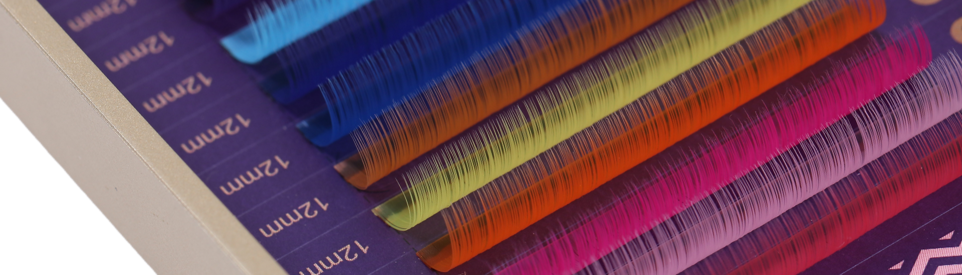 Key Feature of Color  Lash