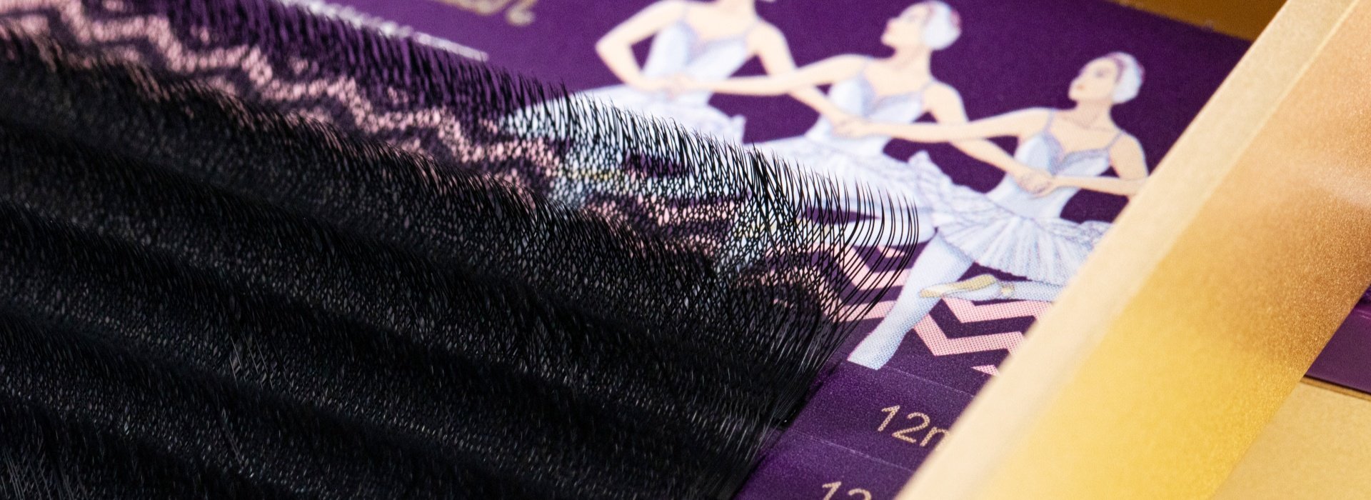 W lash Deep Matte Black Finish