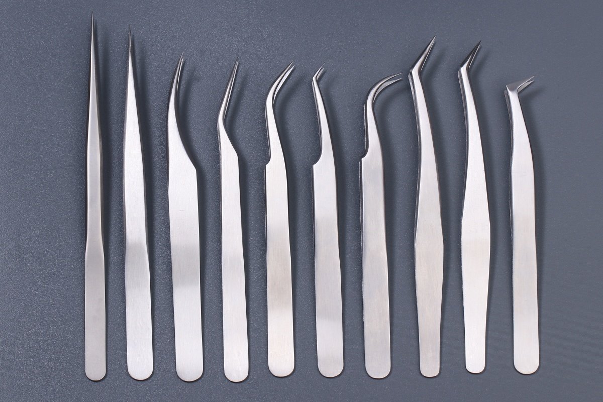 A Series Lash Tweezers®